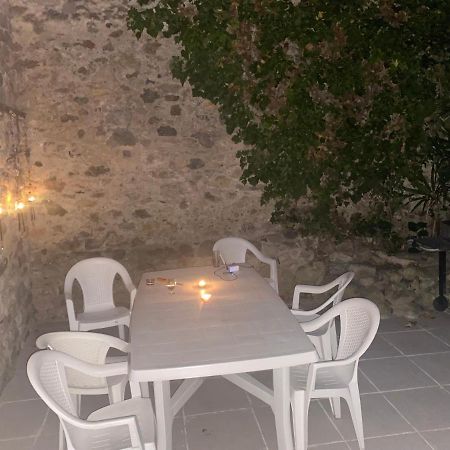 Maison Les Ramparts Villefranche-de-Conflent Buitenkant foto