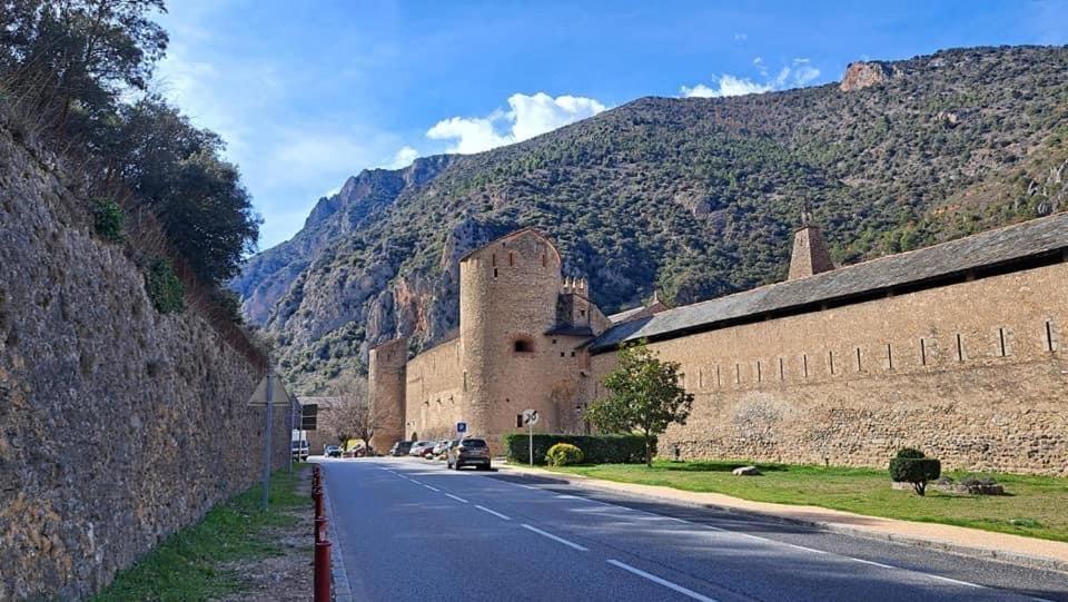 Maison Les Ramparts Villefranche-de-Conflent Buitenkant foto
